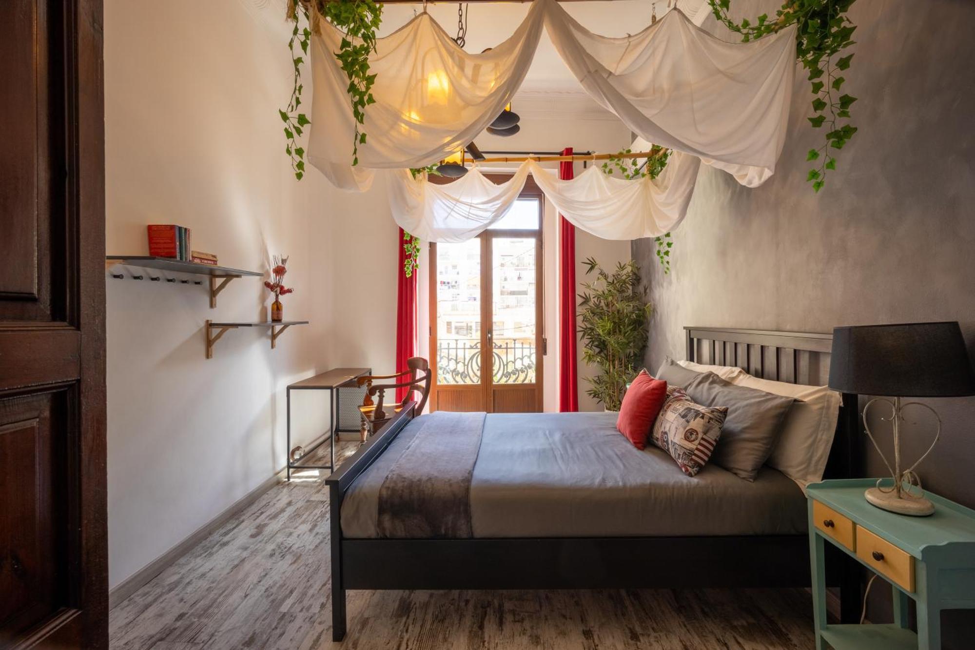 Portrait Boutique Guesthouse Valence Extérieur photo