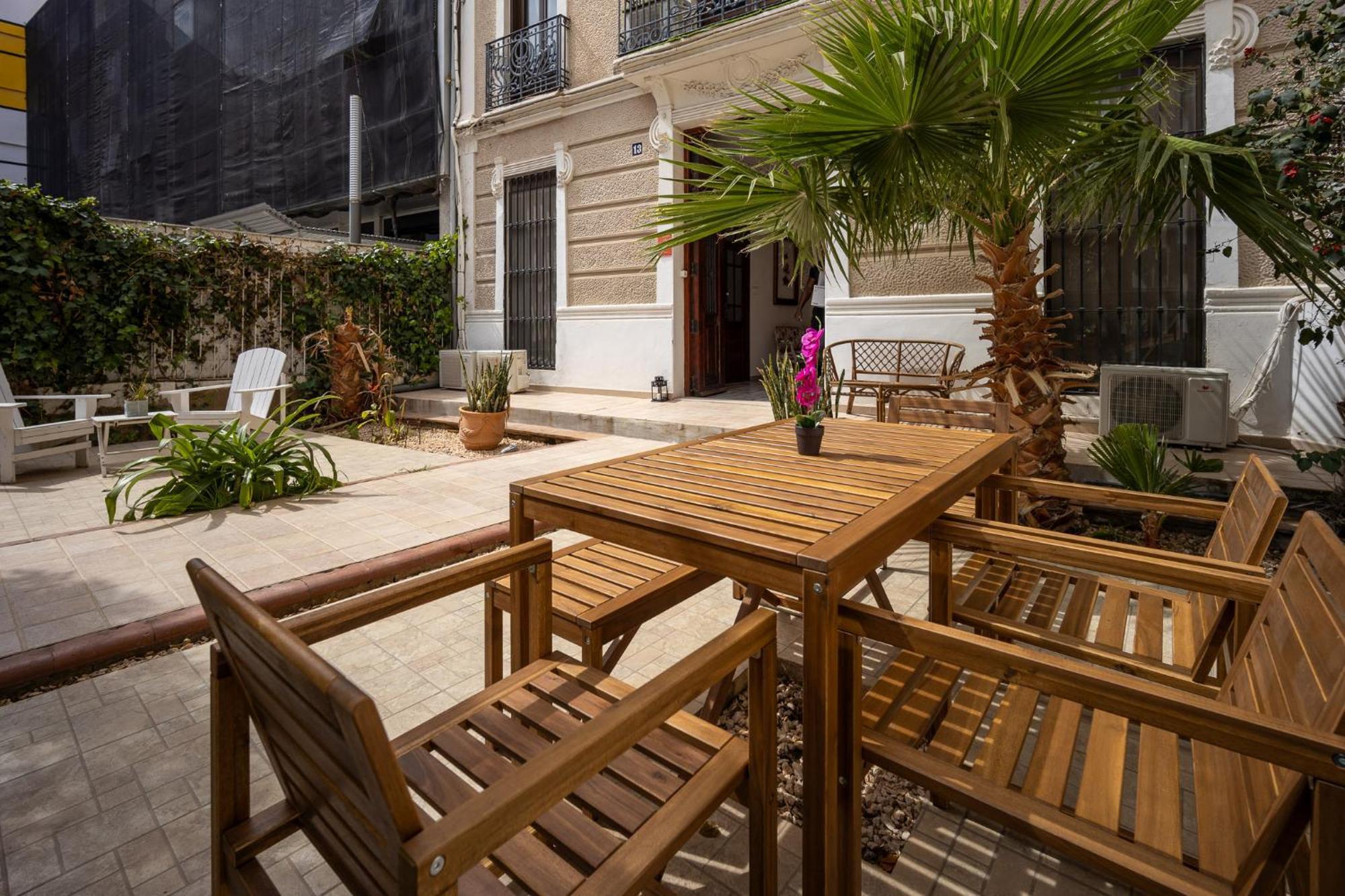 Portrait Boutique Guesthouse Valence Extérieur photo